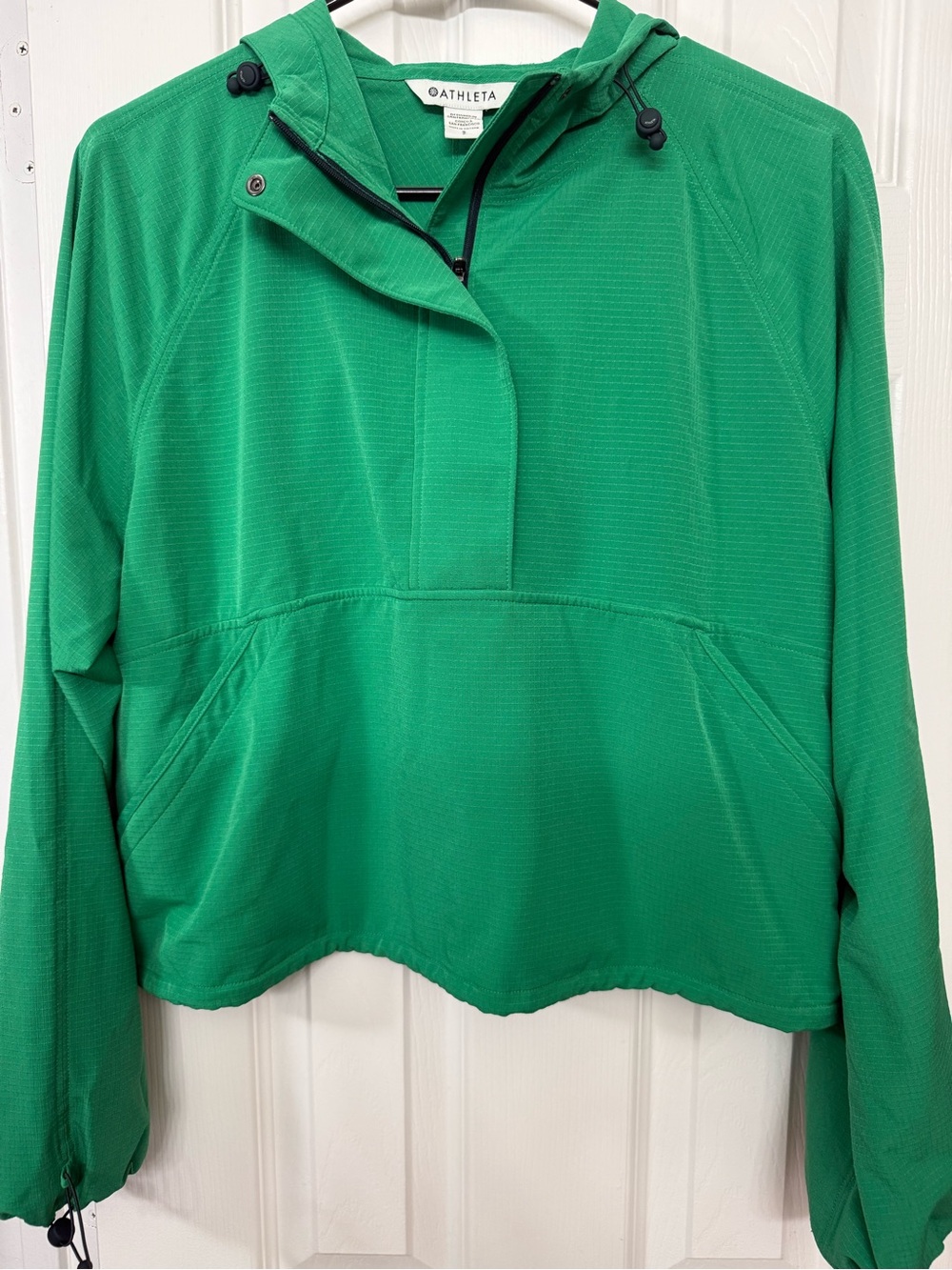 Athleta Bright Green Hooded Pullover crop style size small(SKU0074)